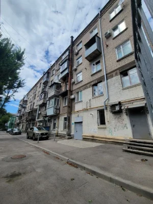 Продам БОЛЬШУЮ 2-х ком.кв! Р-н Нагорный