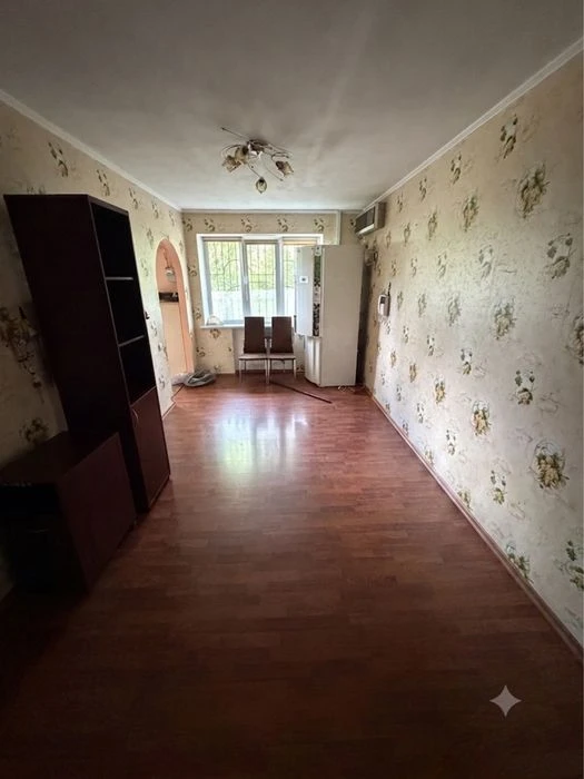 Продам кирова,пр.О.Поля