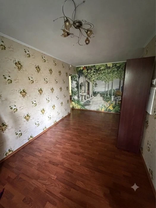 Продам кирова,пр.О.Поля