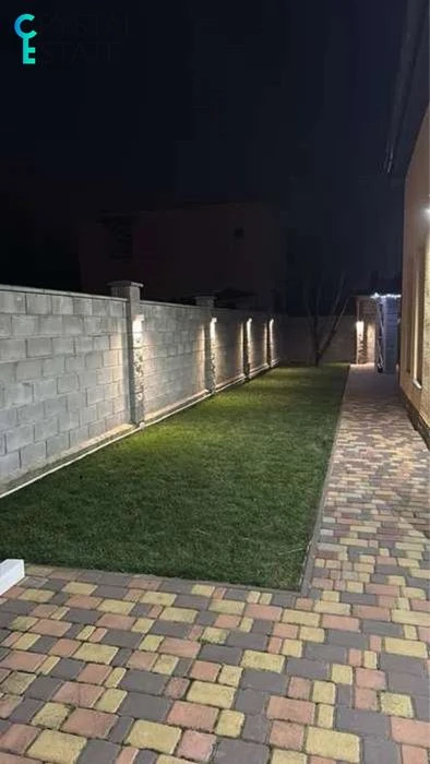 Продається будинок в Малиновському районі, вулиця Кордонна