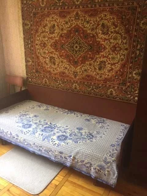 Продаю власну 2-х кімнатну  квартиру по вулиці Нижньодніпров