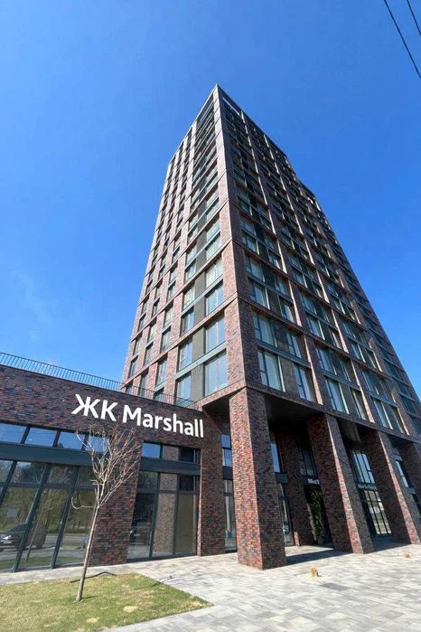 Продам квартиру в новобудові ЖК Маршал (б-р Слави) Перемога
