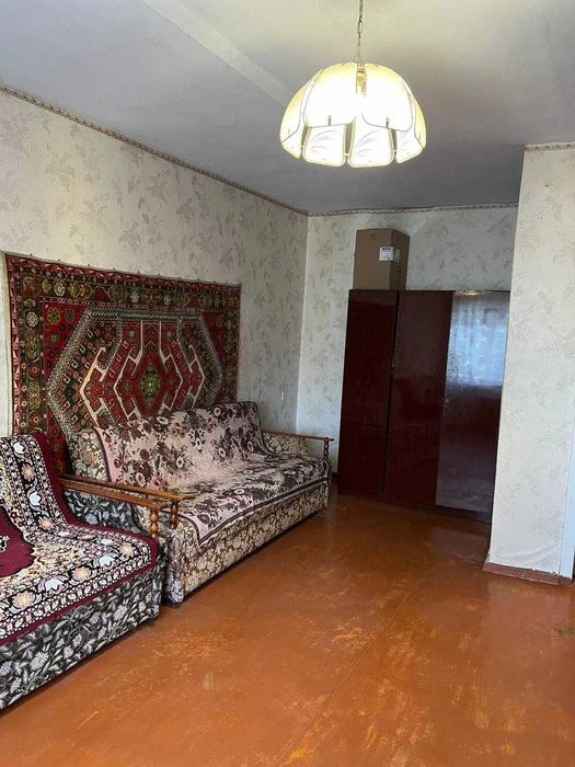 I will sell a 1-room apartment. along the street Stefanova d. 46, 4/9