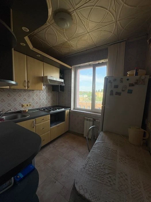 Discount until 31.08. Holosiivska 16, 2 separate apartments. Insulated