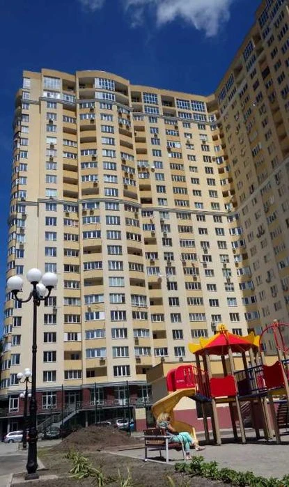 One-room apartment for sale 54 m2 Mykhaylo Maksymovycha St.