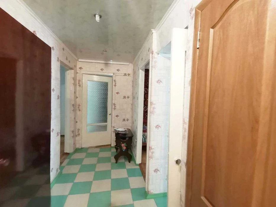 Продаж 4-кімнатної квартири в Шевченкіському мкрні