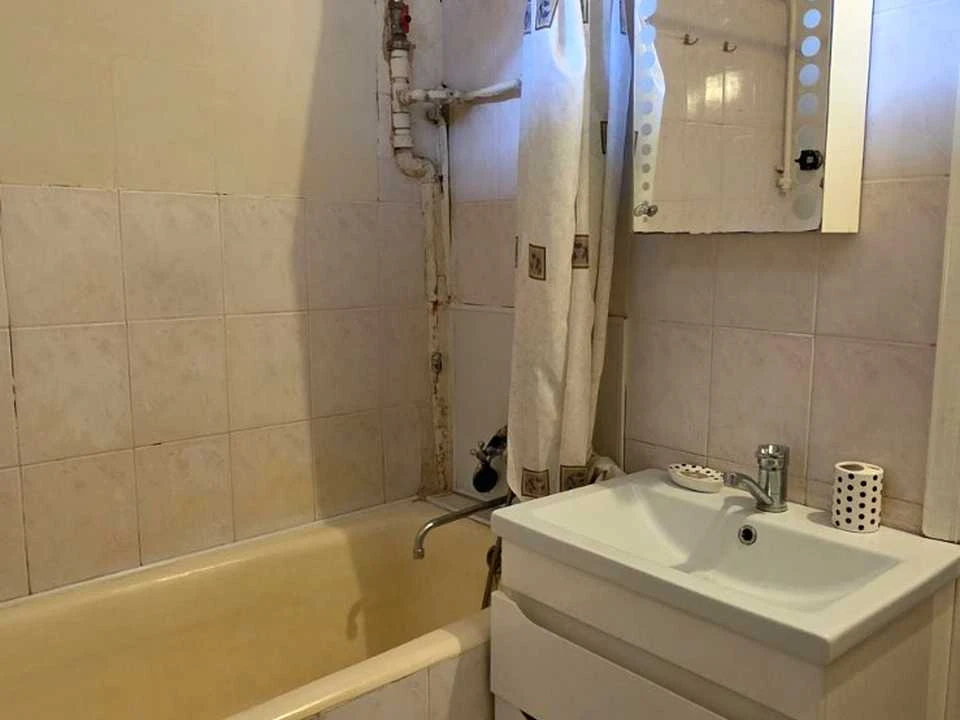 Apartment. Kharkiv, Poltava Shlyakh st.