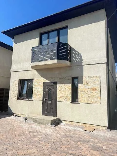 A new house for finishing in Tairovo district is for sale