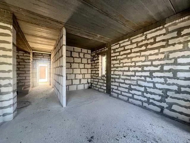 A new house for finishing in Tairovo district is for sale