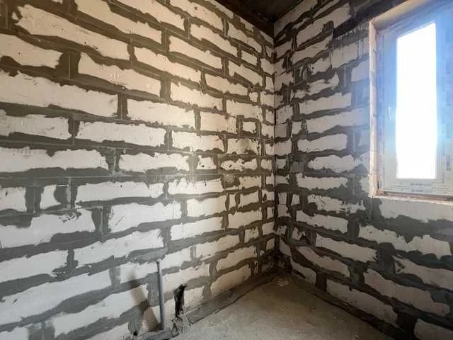 A new house for finishing in Tairovo district is for sale