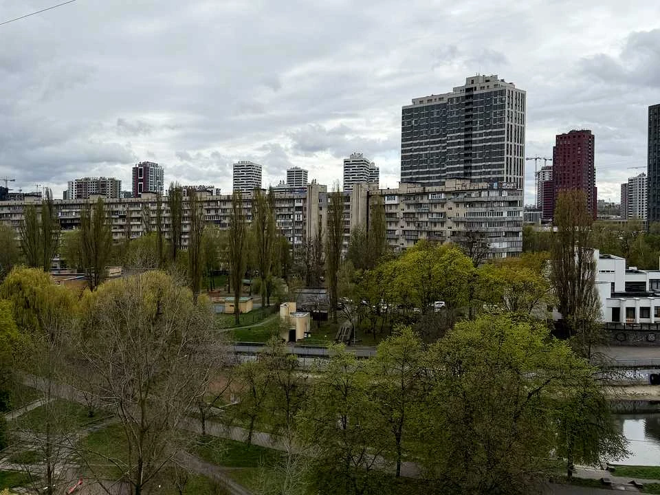 Квартира. Киев, Георгия Гонгадзе просп. (Советской Украины)