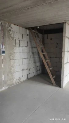 Продам 3-х ком на Днепродороге 104 кв.м за 59 500 у.е