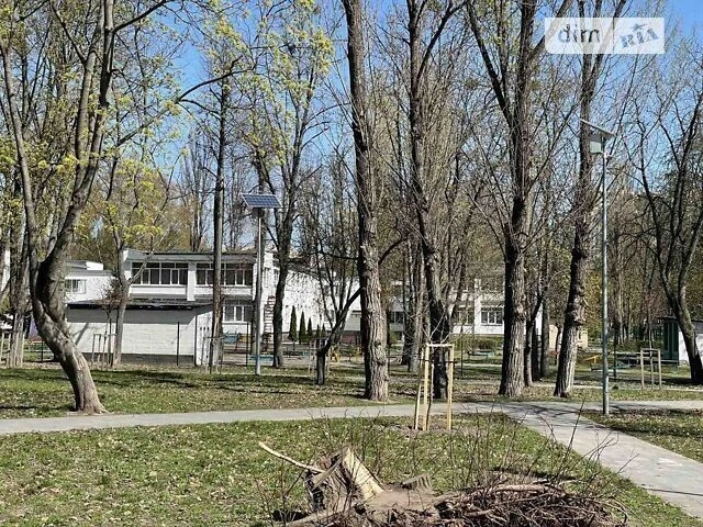Room for sale 8 sq. m. on Akademika Dobrokhotova 14 • ID