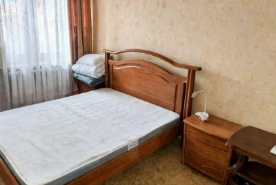For sale 3-room apartment with a view of Sosnovaya Gorka