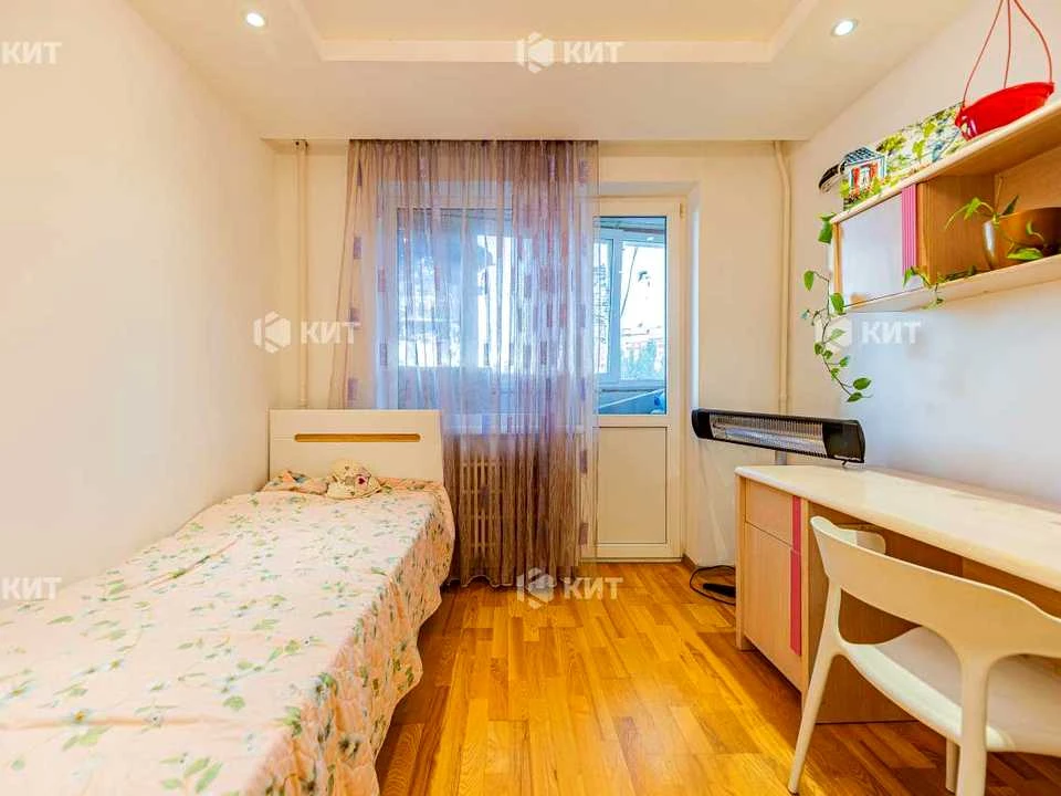 Apartment. Kharkiv, Lesya Serdyuka St. (Komandarma Korka)