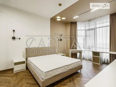 Продаж 4к квартири 187 кв. м на вул. Болсуновська 2 • ID 347
