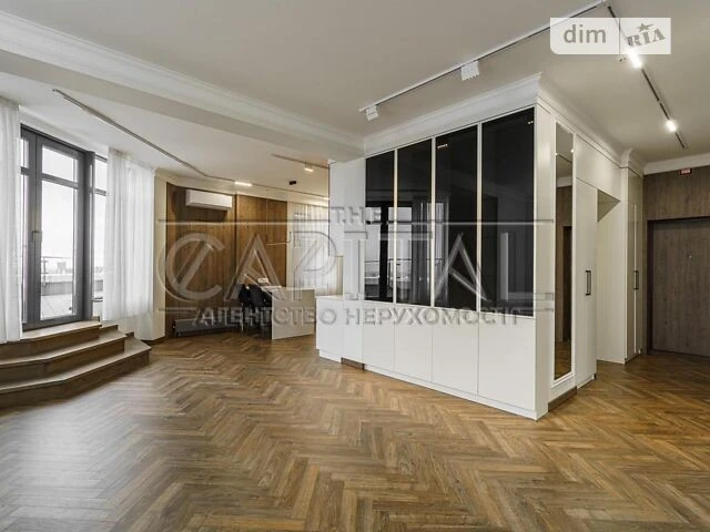 Продаж 4к квартири 187 кв. м на вул. Болсуновська 2 • ID 347