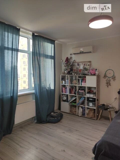 Sale of 1-room apartment 47.1 sq. m. on 35 Sim'yi Kulzhenkiv Street •