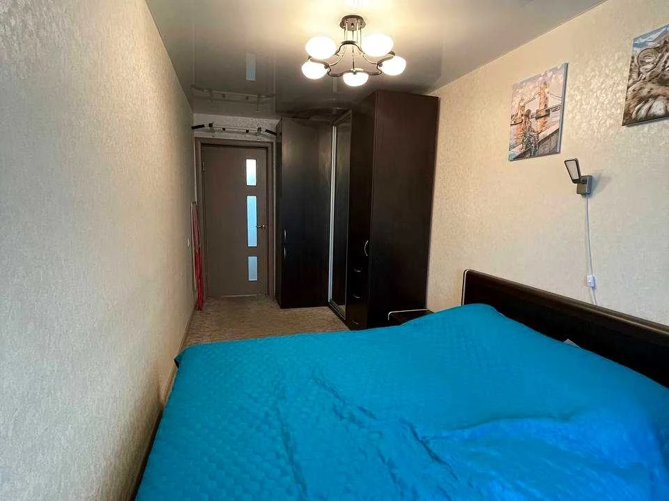 Apartment. Dnipro, Oleksandra Polya Ave. (Kirova)