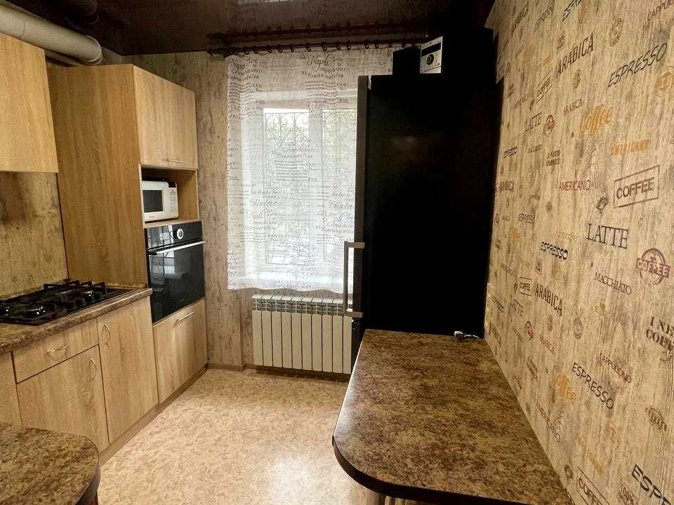 Apartment. Dnipro, Oleksandra Polya Ave. (Kirova)