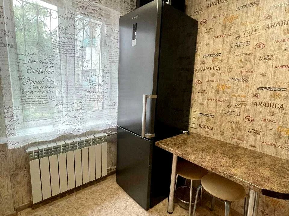 Apartment. Dnipro, Oleksandra Polya Ave. (Kirova)