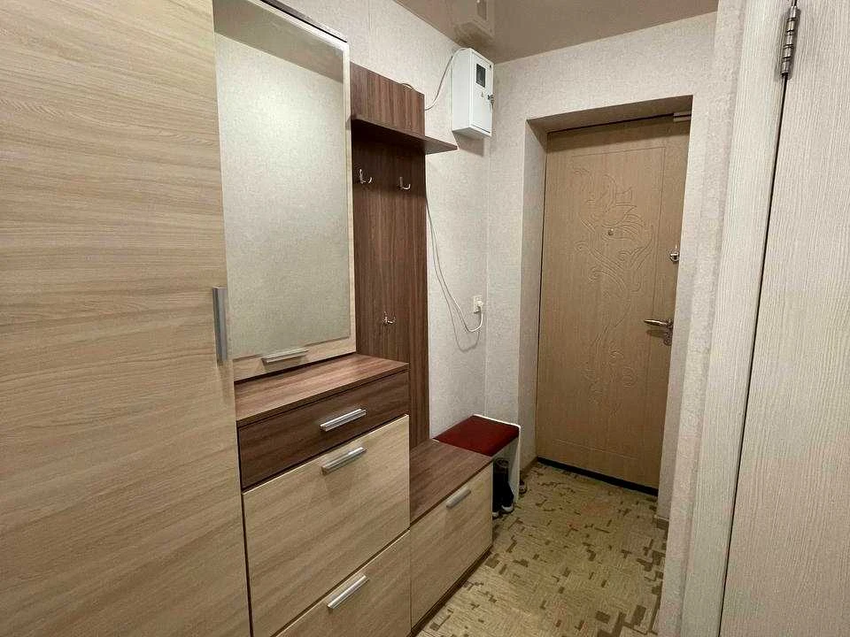 Apartment. Dnipro, Oleksandra Polya Ave. (Kirova)