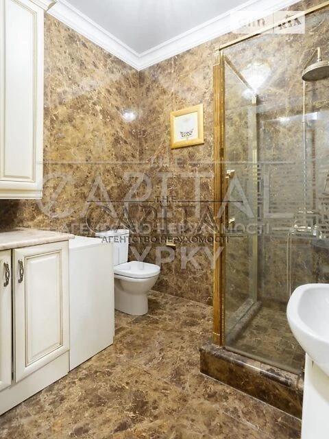 Sale of 3-room apartment 126 sq. m. on Andriy Verkhoglyada St. 15 •