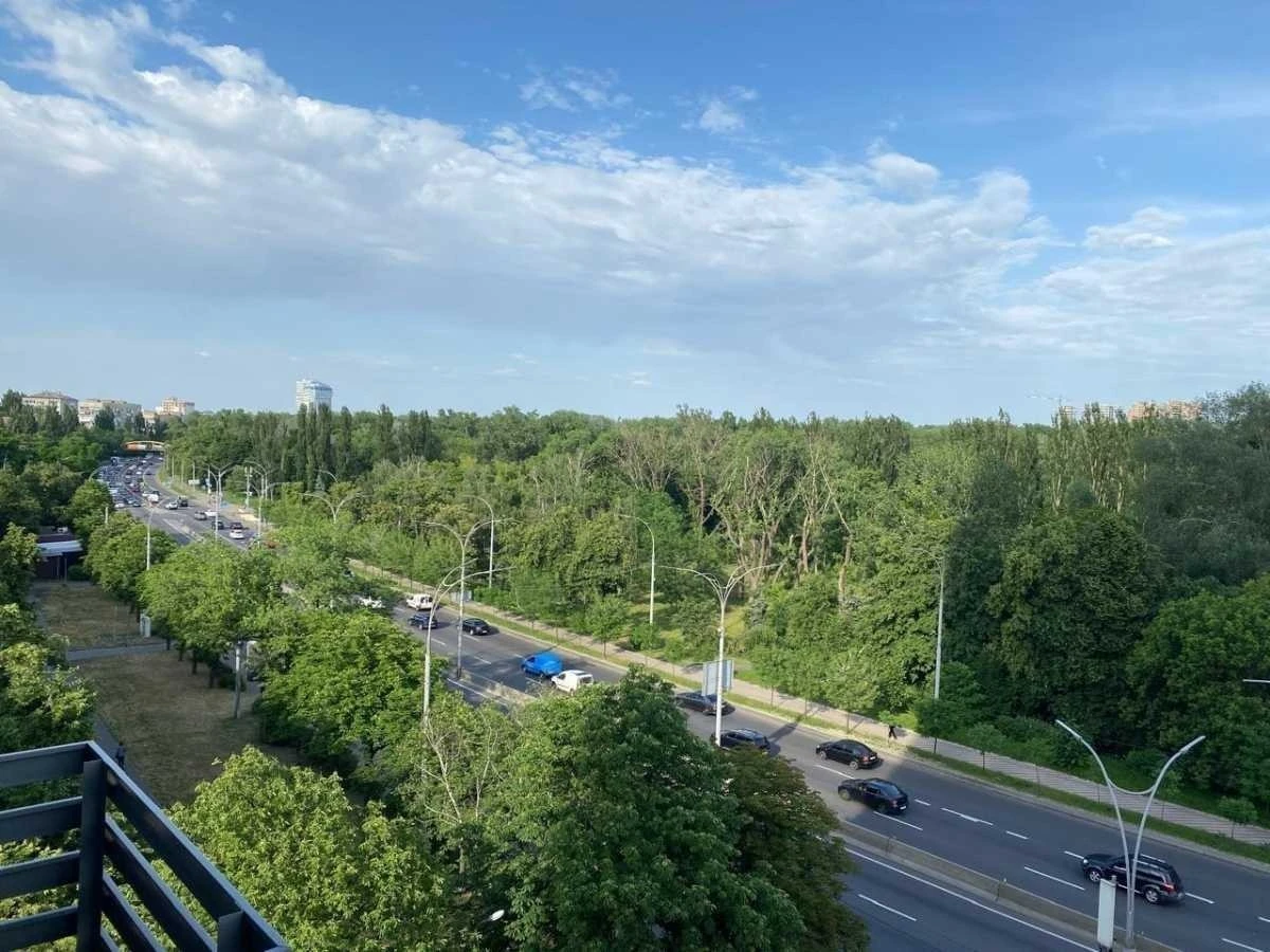 Sale of 3-room apartment 70 m², Olesya Babiya street, Teligh,