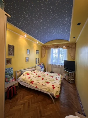 Apartment for sale on Kvitneva Street!