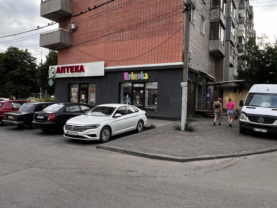Продам 2 ком Квартиру, жм Малиновского, Вавилон, Набережная