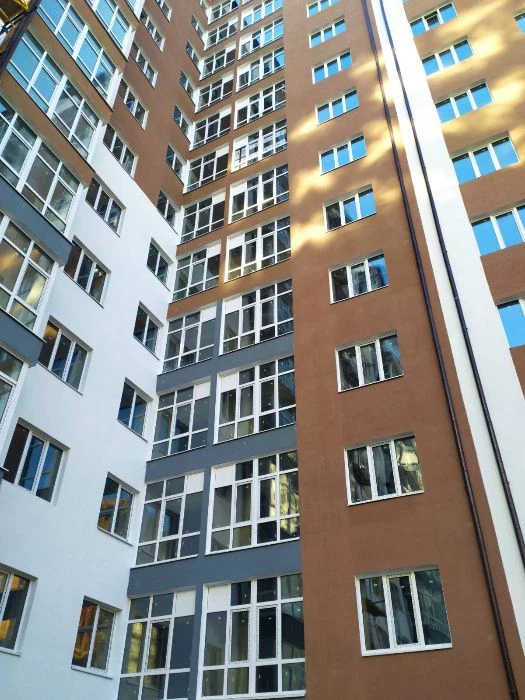 Здана, 3-комн., Центр, видовая на город, 85м.кв., Бандеры