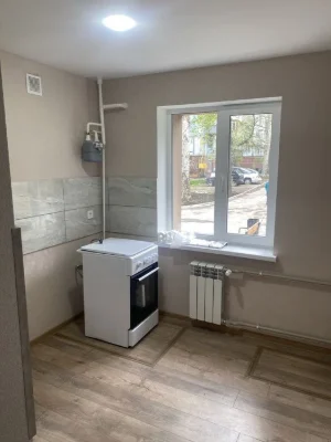 Продам 3-х кімнатну квартиру у центрі