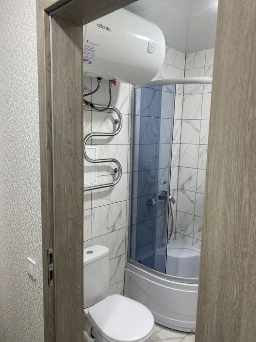Продам 3-х кімнатну квартиру у центрі