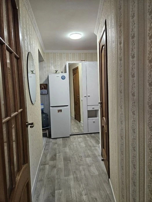 Metro Syrets, Dorohozhychi near "ZhK na Vavilovykh"
