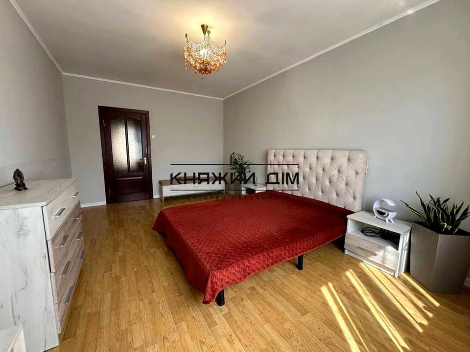 Apartment. Kyiv, Liskivska Street.
