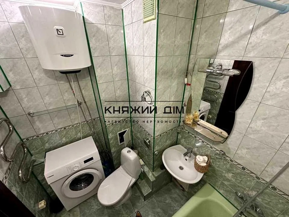 Apartment. Kyiv, Liskivska Street.