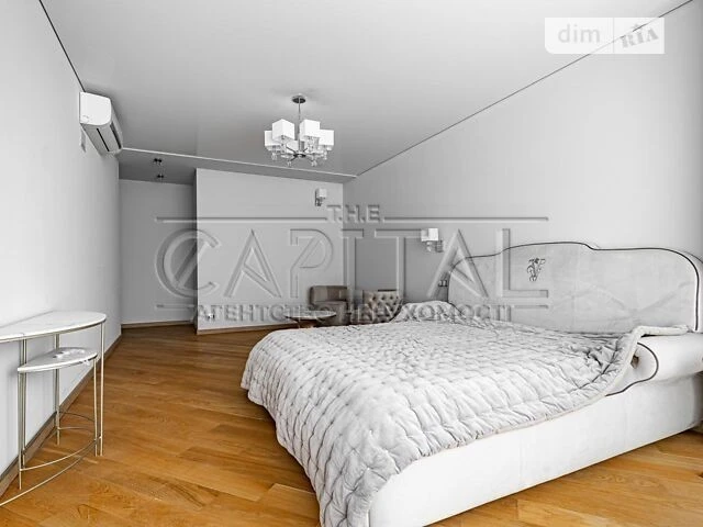 Sale of 3-room apartment 140 sq. m on Andriy Verkhoglyada St. 5 • I