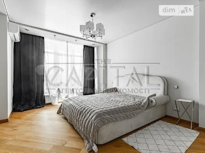 Sale of 3-room apartment 140 sq. m on Andriy Verkhoglyada St. 5 • I