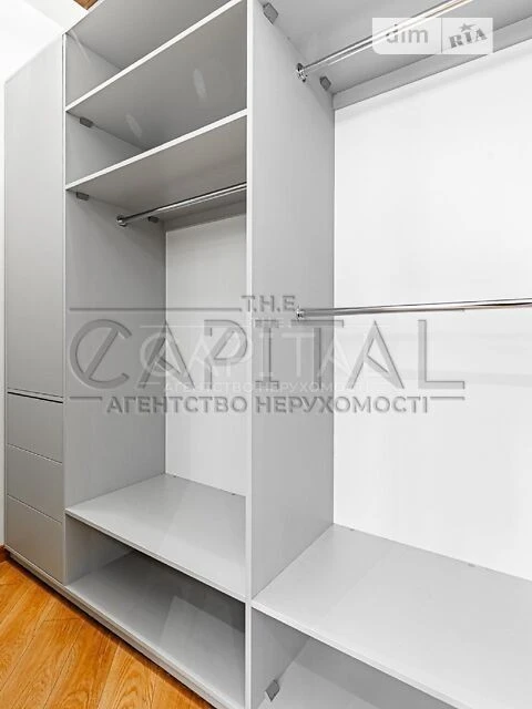 Sale of 3-room apartment 140 sq. m on Andriy Verkhoglyada St. 5 • I