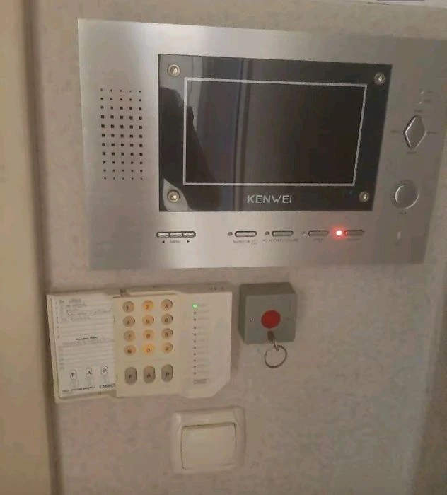 Center! I will sell a chic 3-room Stalinka in Kharkiv