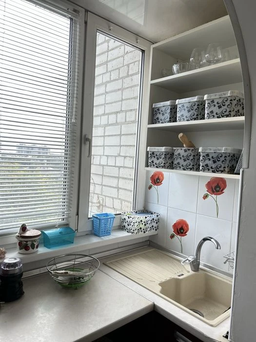 Простора 3-кімнатна квартира в тихий центр Черкас!