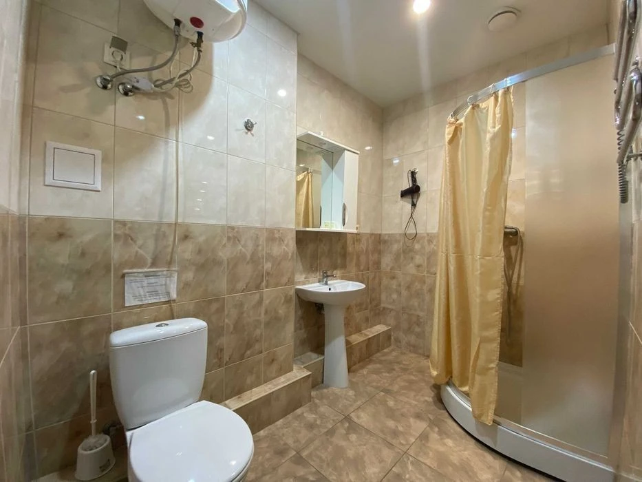 82m², 4th floor, ELEGANT residential complex, Zhylyanska 118, operating mini-hotel. O