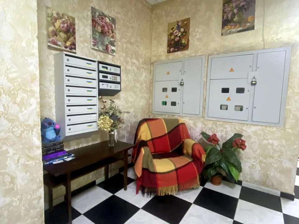 Квартира. Киев, Лобачевского пер., (Дом 3)