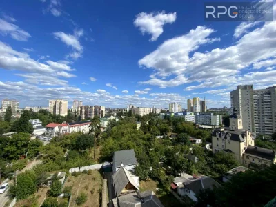 Квартира. Киев, Лобачевского пер., (Дом 3)