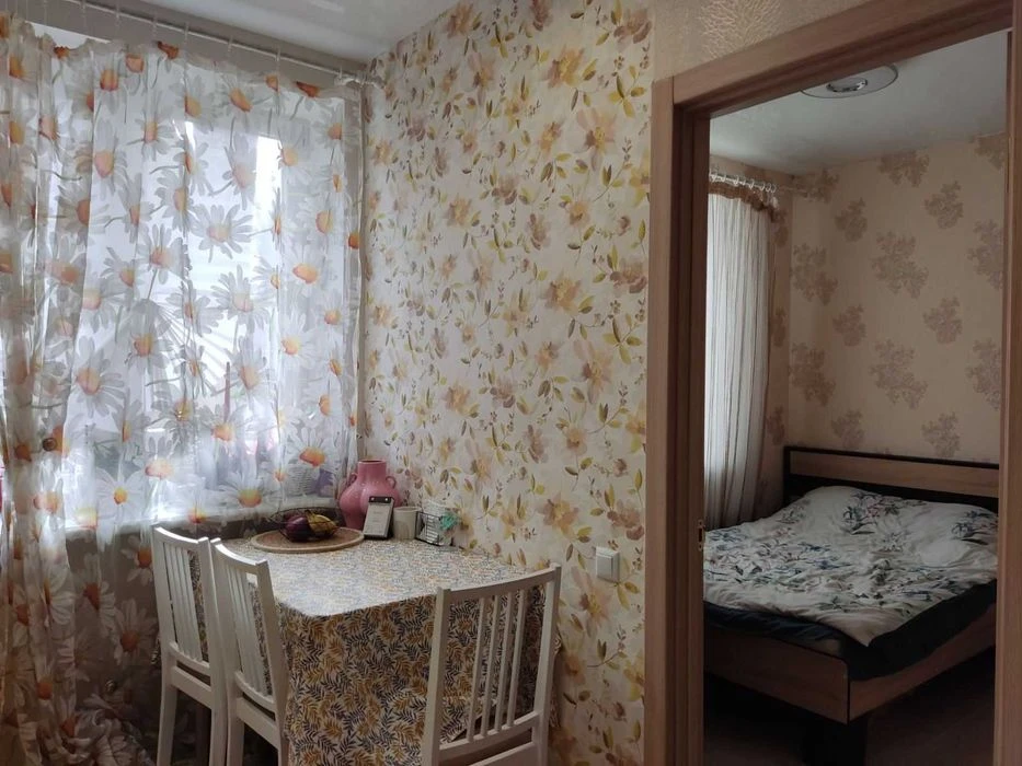 Продам 1 ком. Заречная Литературная