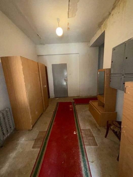 Продажа 3 к. квартиры в центре (пгт.Богородчаны)