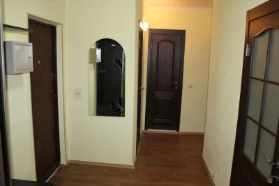 Selling a 2-bedroom apartment in Gmyra.