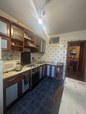Продам 3-комн. квартиру на Таирова (ул. Александра Невского)