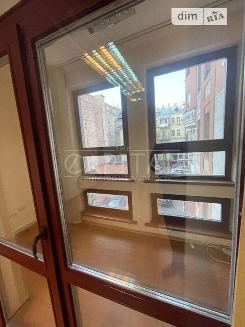 For sale 4-room apartment 83 sq. m. on Shota Rustaveli St. 44 • ID 3