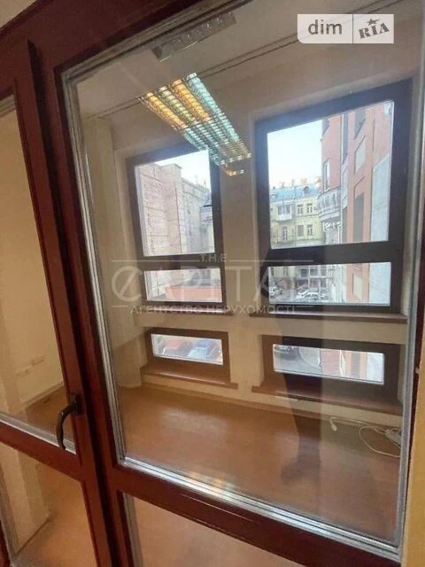 For sale 4-room apartment 83 sq. m. on Shota Rustaveli St. 44 • ID 3
